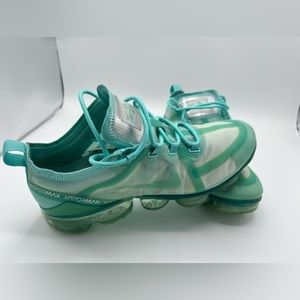 WMNS Air Vapormax 2019 ‘Teal Tint’ Womans Running Shoes CI9903-300 Size 8 1/2